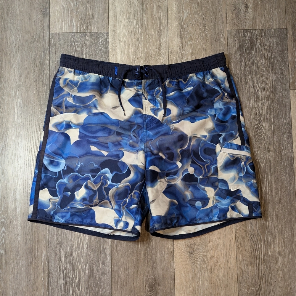 Nike Swim Trunks Mens XL Blluw White Print Logo Waist Tie Shorts Pockets